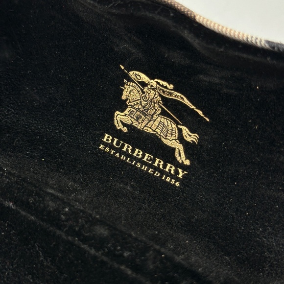 Authentic Burberry Nova Check Glass Case - Picture 5 of 6